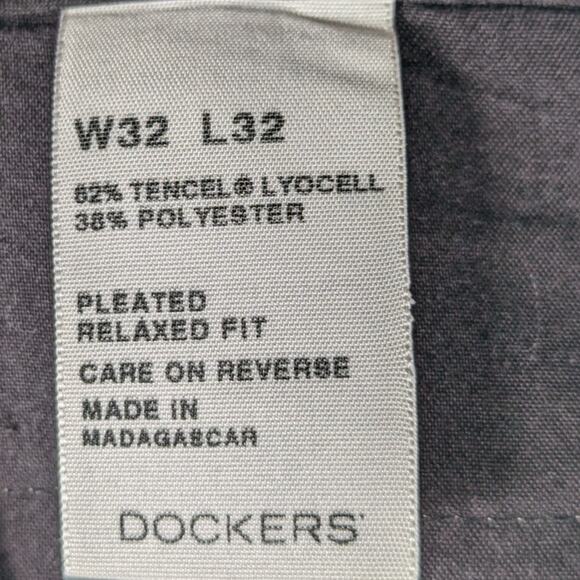 Dockers W32 L32 Pleated Relaxed Gray Tencel Blend Pants Men’s Casual Trousers - Picture 3 of 3